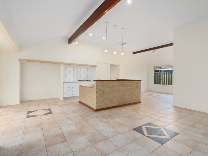 29 ENDERBY COURT, Ballajura WA 6066