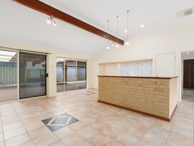 29 ENDERBY COURT, Ballajura WA 6066