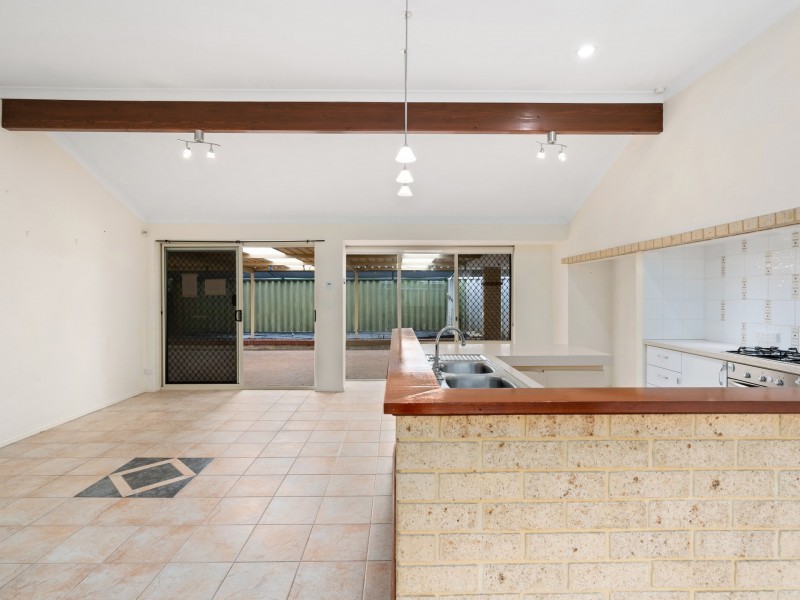 29 ENDERBY COURT, Ballajura WA 6066