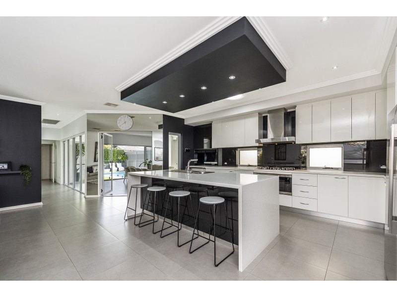 49 LYNMOUTH ROAD, Dianella WA 6059