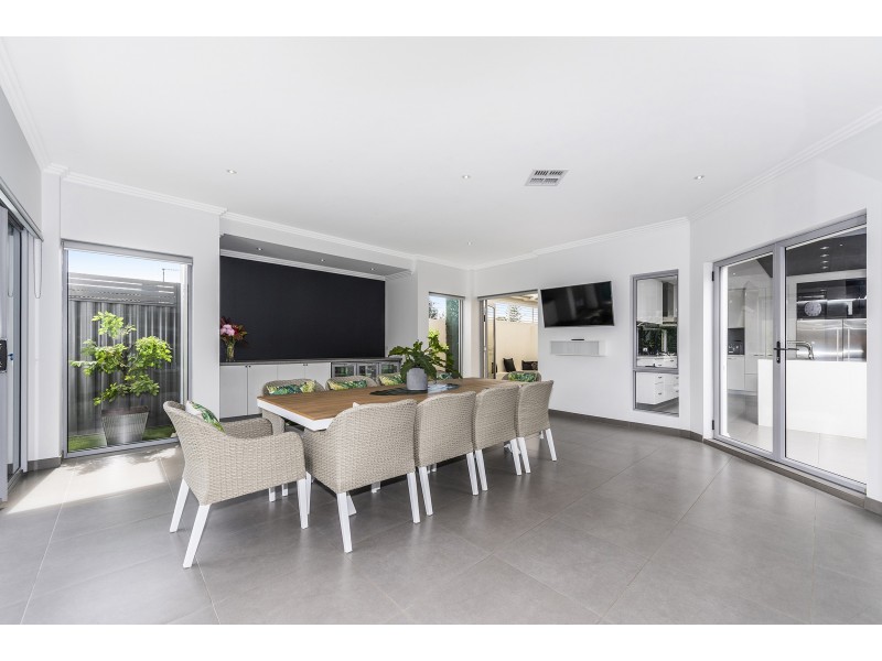 49 LYNMOUTH ROAD, Dianella WA 6059