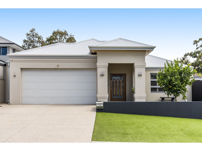 49 LYNMOUTH ROAD, Dianella WA 6059