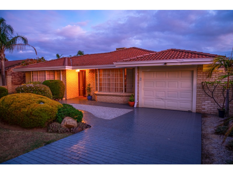 77 Addington Way, Marangaroo WA 6064