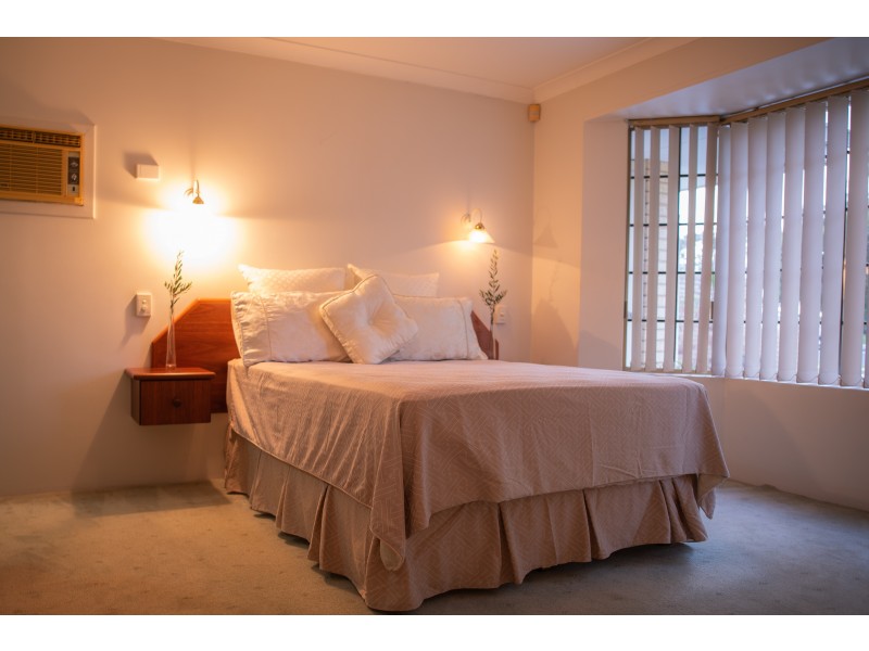 77 Addington Way, Marangaroo WA 6064