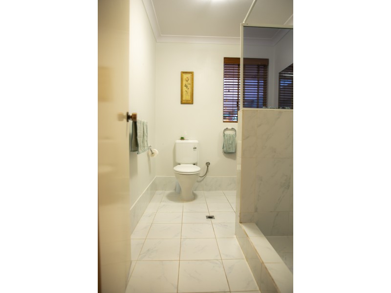 77 Addington Way, Marangaroo WA 6064