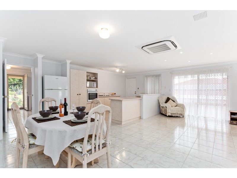 9 EVEREST WAY, Alexander Heights WA 6064