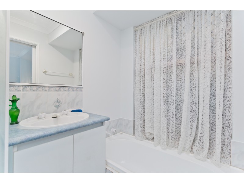 9 EVEREST WAY, Alexander Heights WA 6064