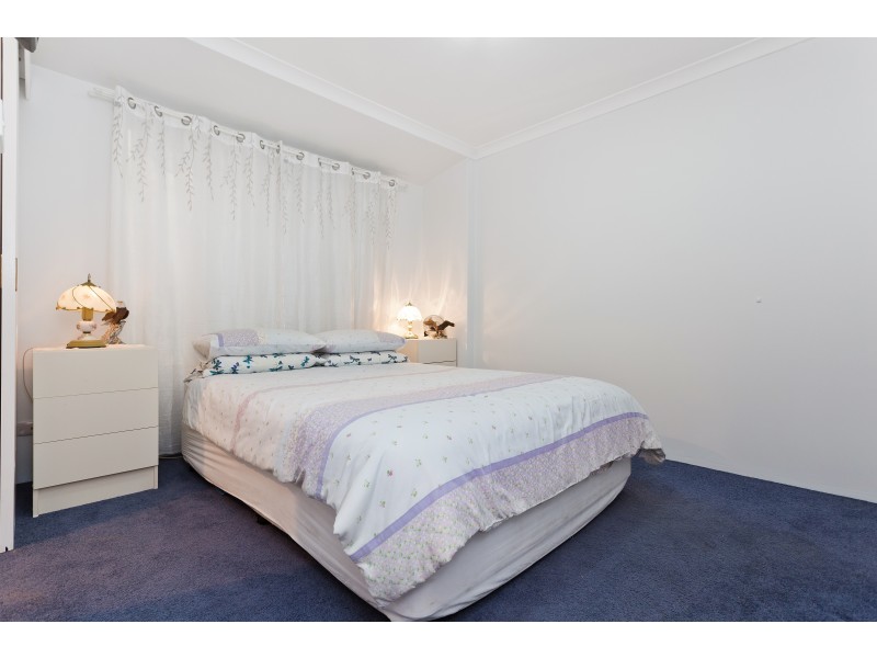 9 EVEREST WAY, Alexander Heights WA 6064