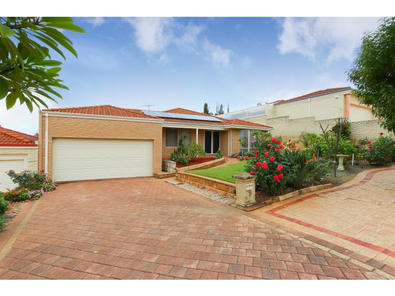 9 EVEREST WAY, Alexander Heights WA 6064