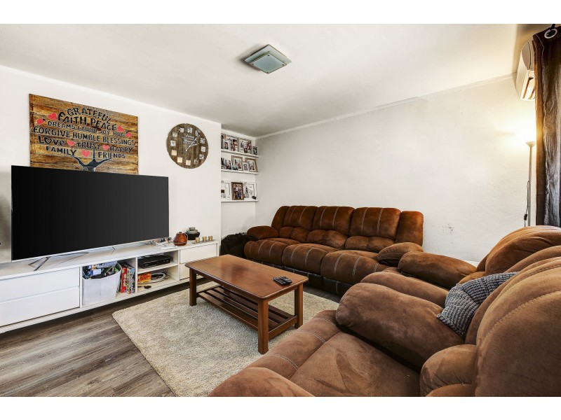 13/6 SEATON PLACE, Girrawheen WA 6064