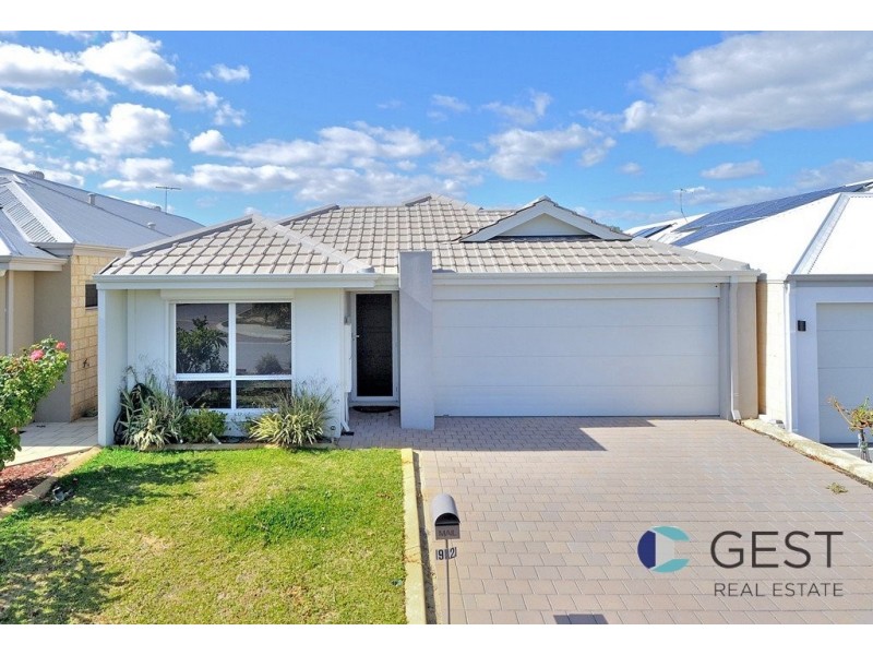 92 SEMERWATER CRESCENT, Aveley WA 6069