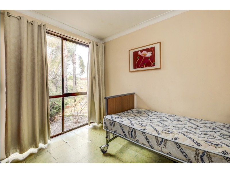 7 ULCOMBE STREET, Marangaroo WA 6064