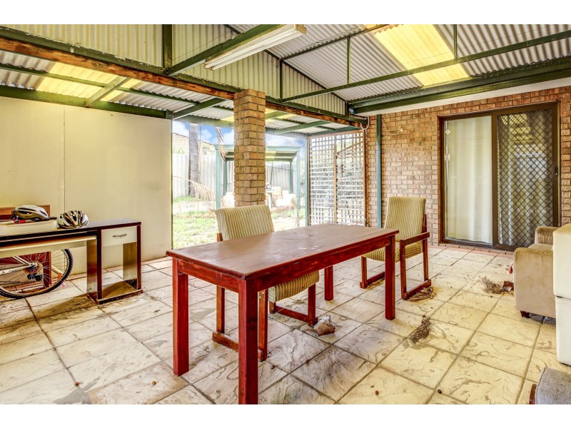 7 ULCOMBE STREET, Marangaroo WA 6064