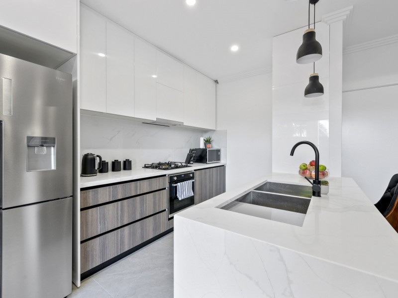 B/81 FERNHURST CRESCENT, Balga WA 6061