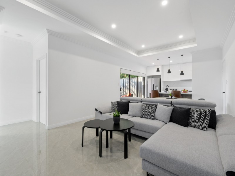 B/81 FERNHURST CRESCENT, Balga WA 6061