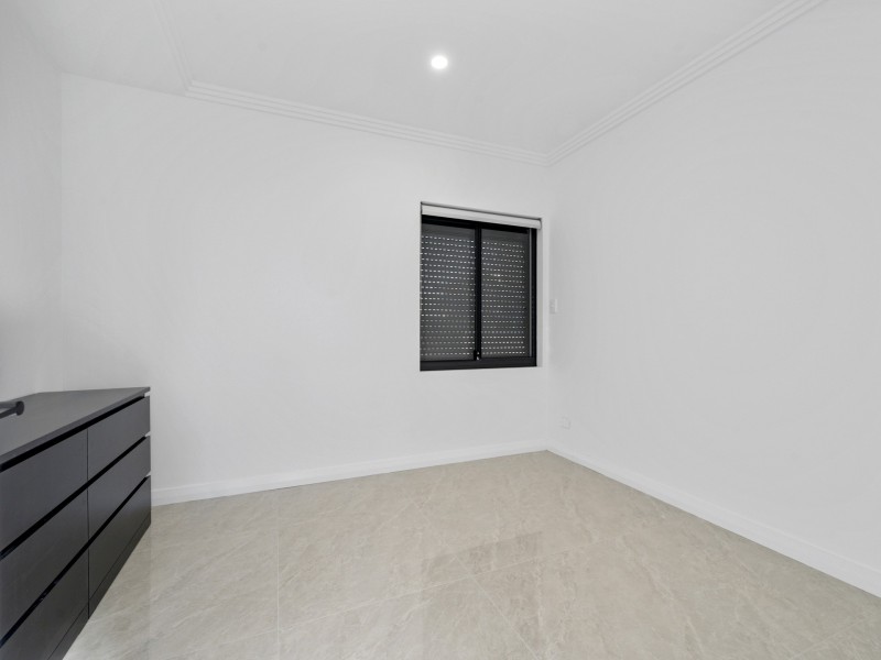 B/81 FERNHURST CRESCENT, Balga WA 6061