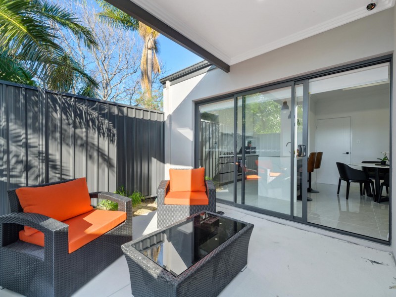 B/81 FERNHURST CRESCENT, Balga WA 6061