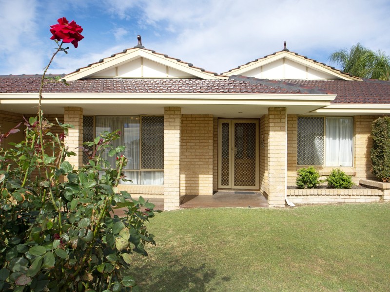 26 MUDLARK CRESCENT, Ballajura WA 6066