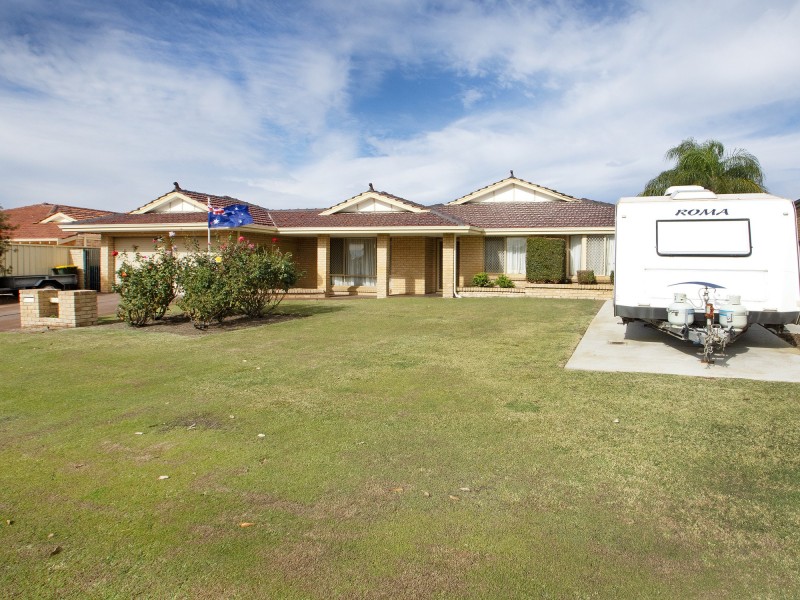 26 MUDLARK CRESCENT, Ballajura WA 6066