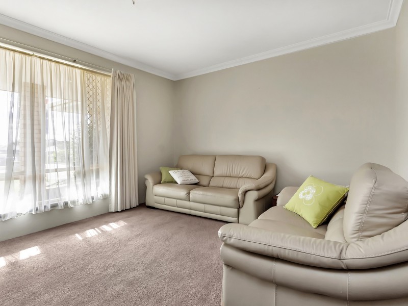 26 MUDLARK CRESCENT, Ballajura WA 6066