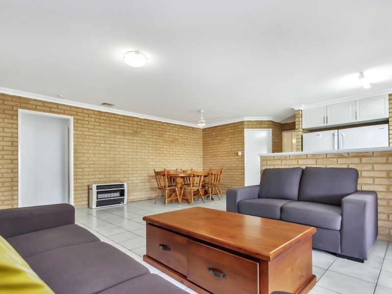 26 MUDLARK CRESCENT, Ballajura WA 6066