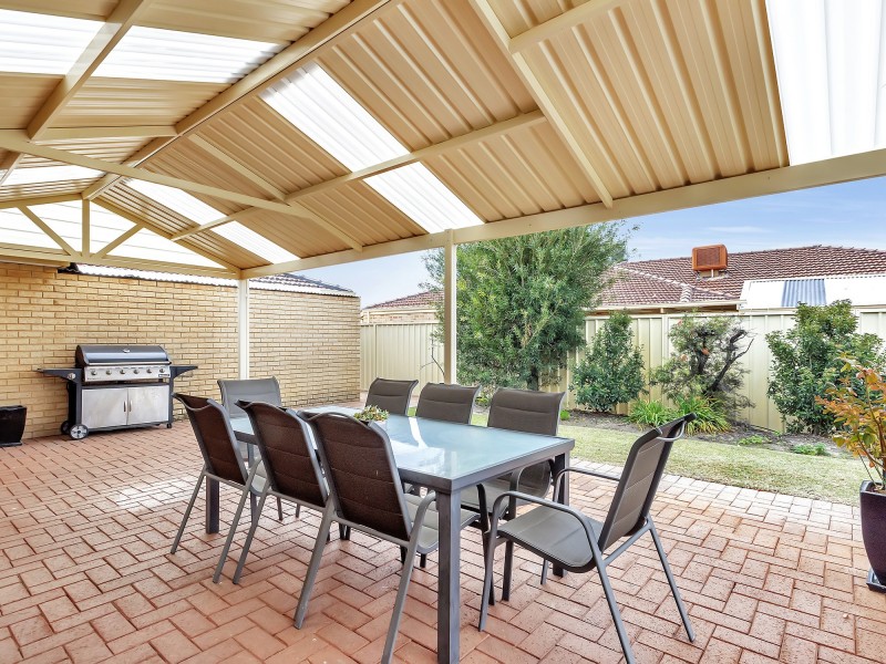 26 MUDLARK CRESCENT, Ballajura WA 6066