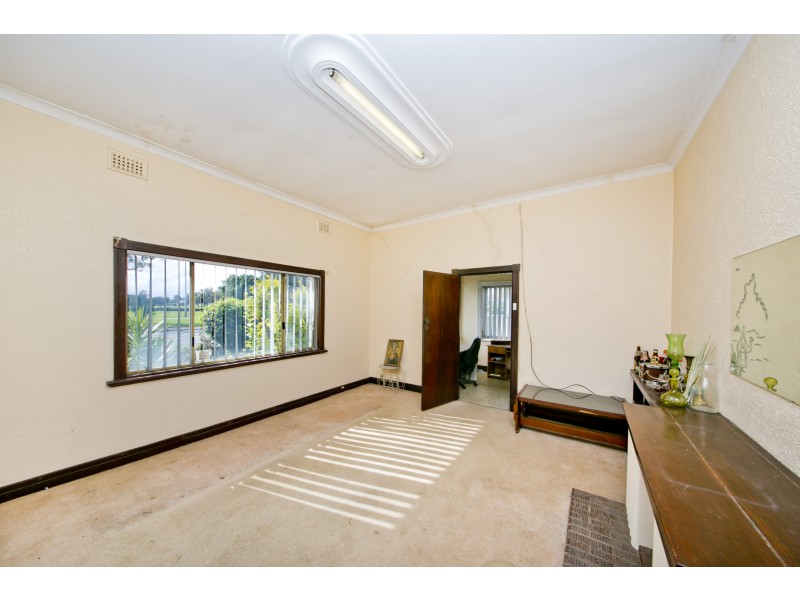 32 ROYAL STREET, Tuart Hill WA 6060