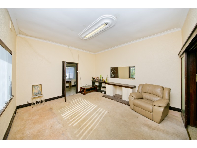 32 ROYAL STREET, Tuart Hill WA 6060