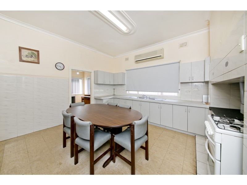 32 ROYAL STREET, Tuart Hill WA 6060