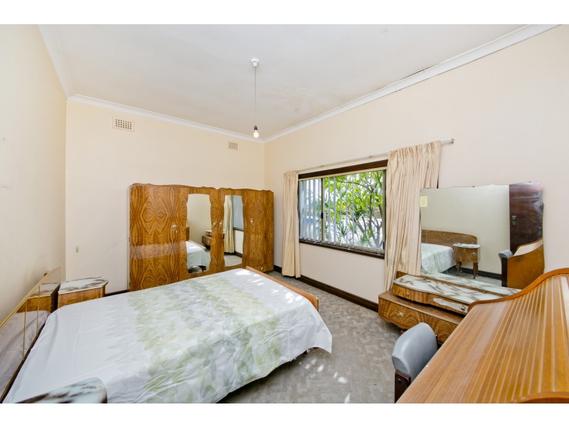 32 ROYAL STREET, Tuart Hill WA 6060