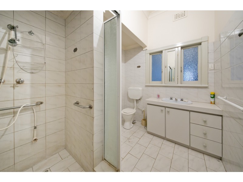 32 ROYAL STREET, Tuart Hill WA 6060