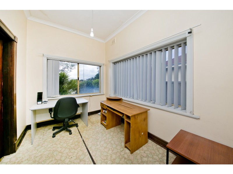 32 ROYAL STREET, Tuart Hill WA 6060