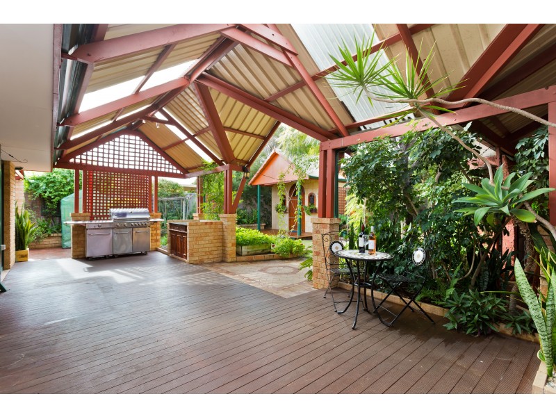 98 THE AVENUE, Alexander Heights WA 6064