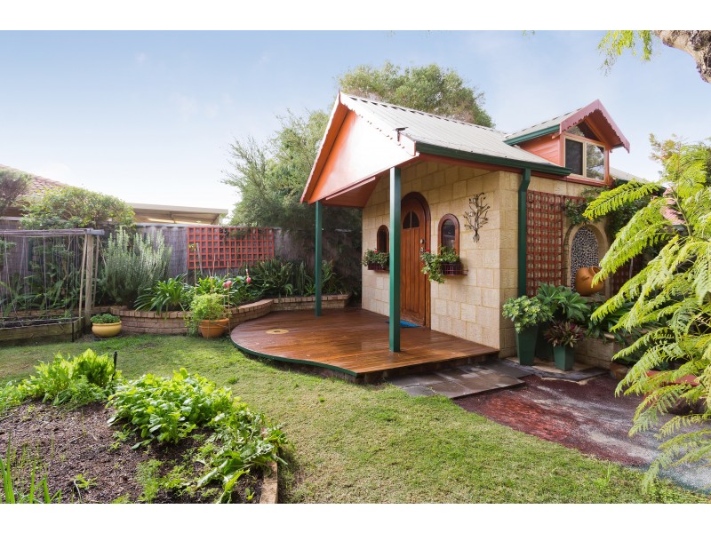 98 THE AVENUE, Alexander Heights WA 6064