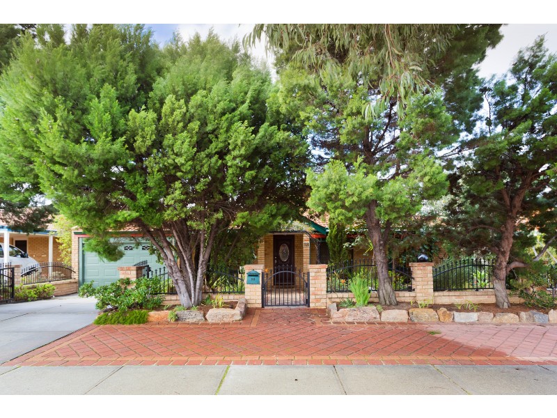 98 THE AVENUE, Alexander Heights WA 6064