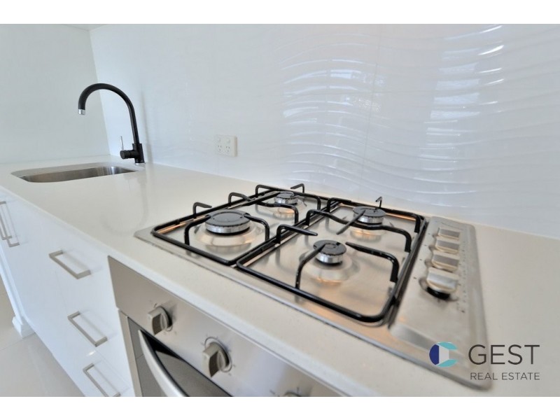 7/2A Wroxton Street, Midland WA 6056