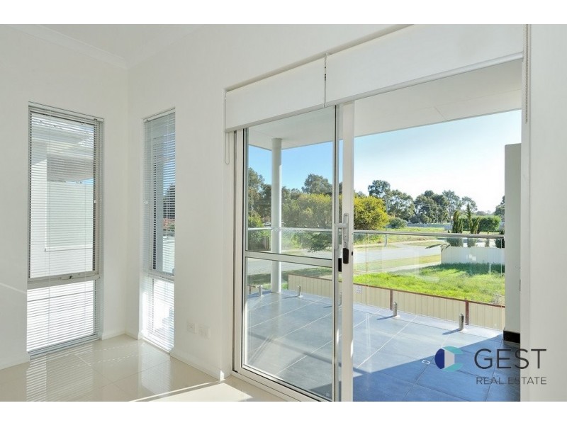 7/2A Wroxton Street, Midland WA 6056