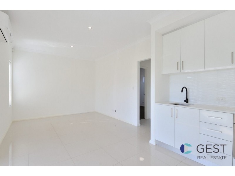 7/2A Wroxton Street, Midland WA 6056