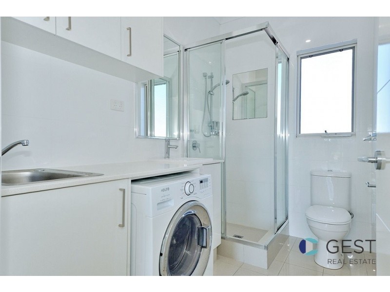 7/2A Wroxton Street, Midland WA 6056