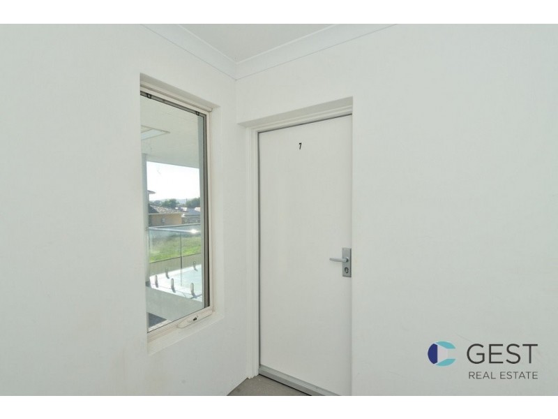 7/2A Wroxton Street, Midland WA 6056