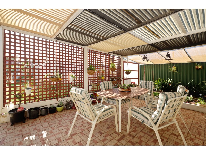 61 DANBURY CRESCENT, Girrawheen WA 6064