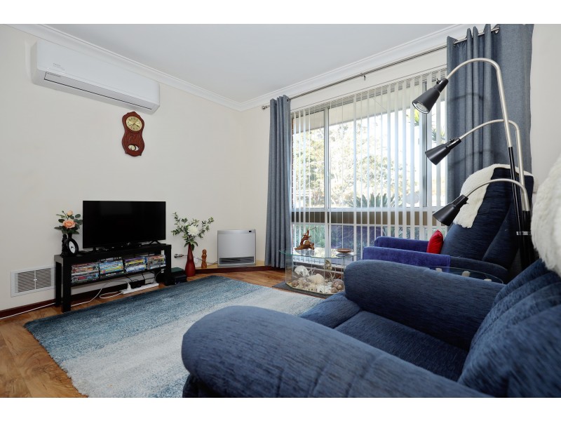 61 DANBURY CRESCENT, Girrawheen WA 6064