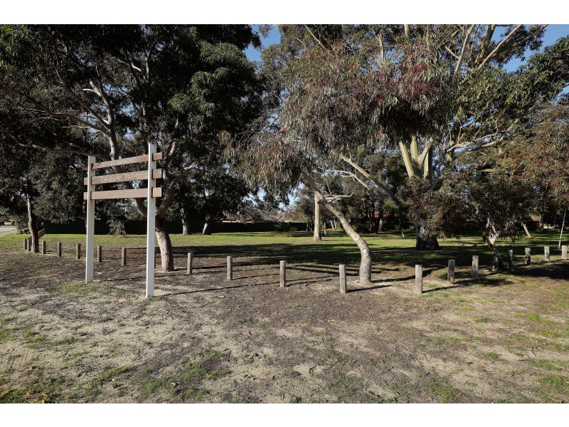 61 DANBURY CRESCENT, Girrawheen WA 6064