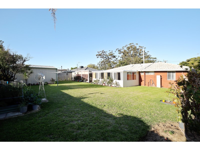 61 DANBURY CRESCENT, Girrawheen WA 6064