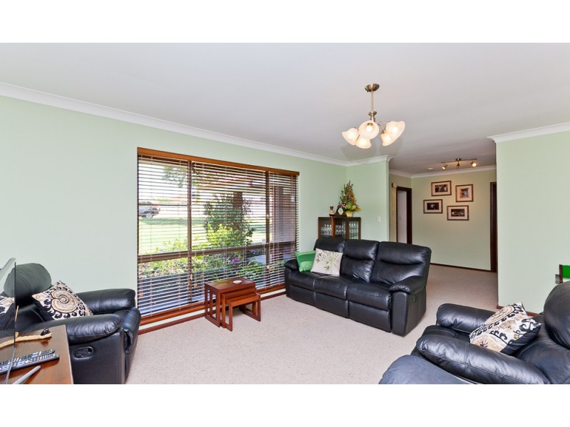 27 RUBY AVENUE, Langford WA 6147
