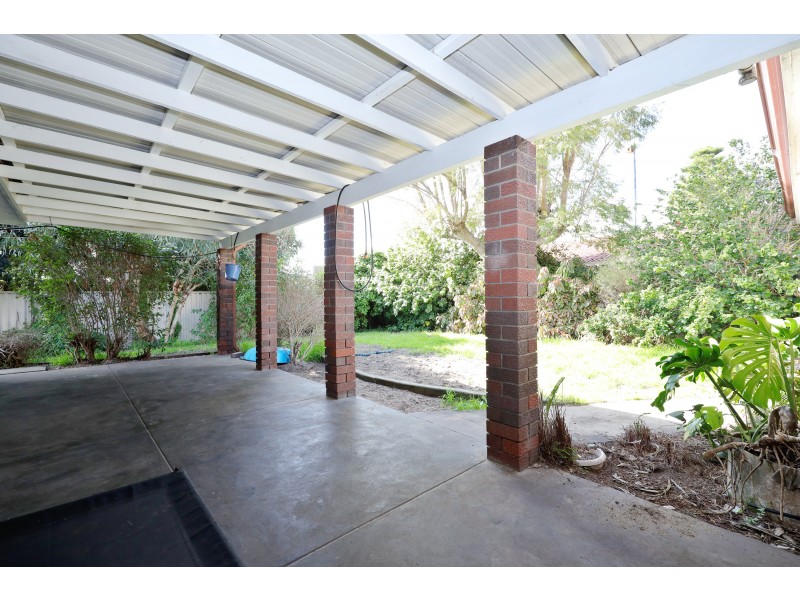 27 RUBY AVENUE, Langford WA 6147