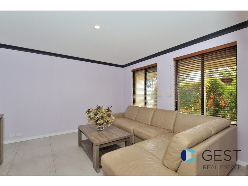 9 THUNDELARRA AVENUE, Ellenbrook WA 6069