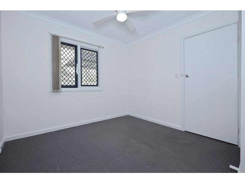 15A HATFIELD WAY, Girrawheen WA 6064