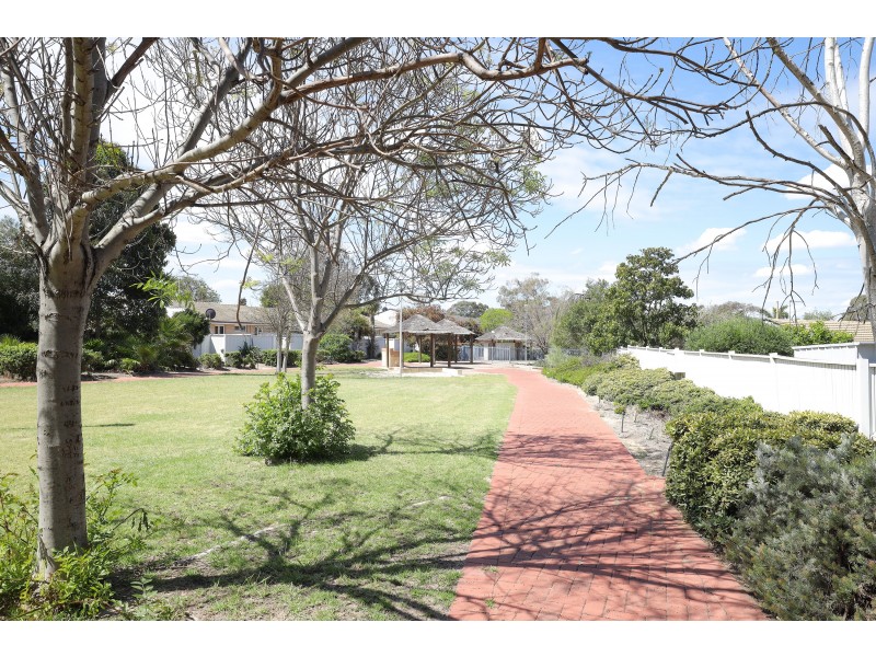 15A HATFIELD WAY, Girrawheen WA 6064