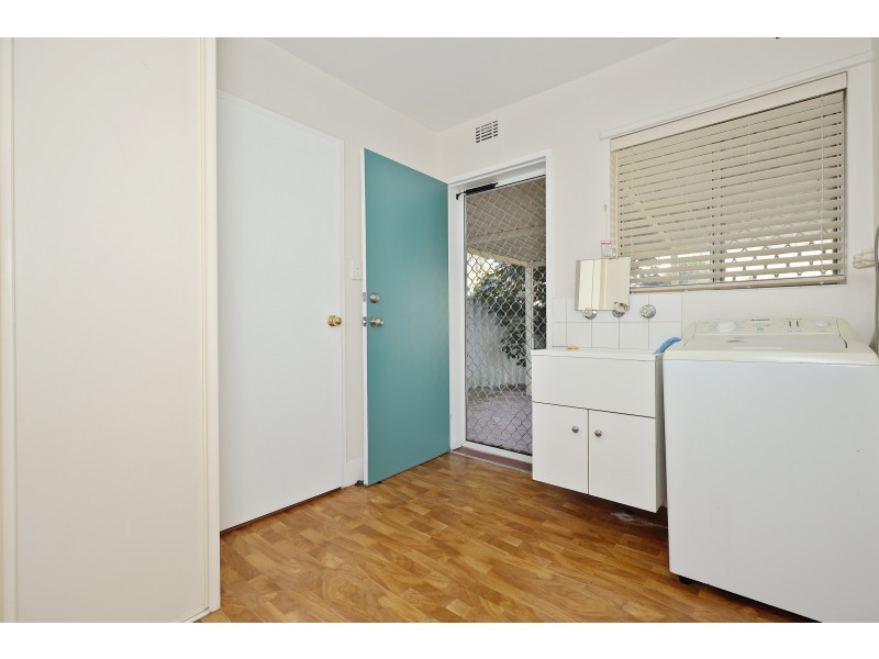 22E CASSERLEY AVENUE, Girrawheen WA 6064